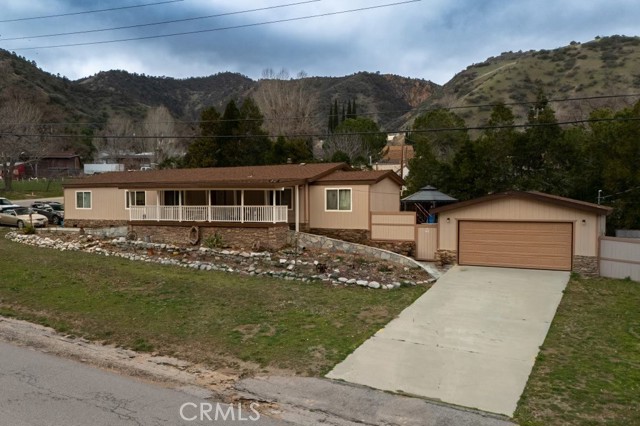 Detail Gallery Image 1 of 15 For 801 Morse Ct, Lebec,  CA 93243 - 3 Beds | 2 Baths