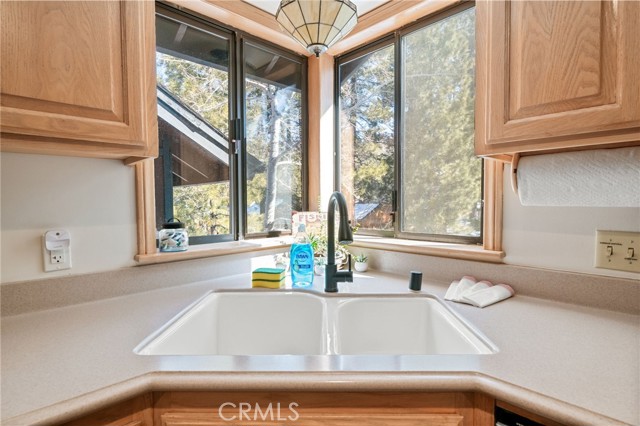 Detail Gallery Image 22 of 41 For 43178 Sheephorn Rd, Big Bear Lake,  CA 92315 - 3 Beds | 2 Baths