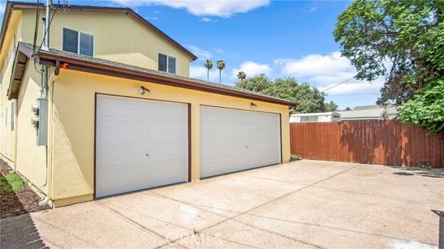 Detail Gallery Image 15 of 15 For 330 E 101st St, Los Angeles,  CA 90003 - 5 Beds | 3 Baths