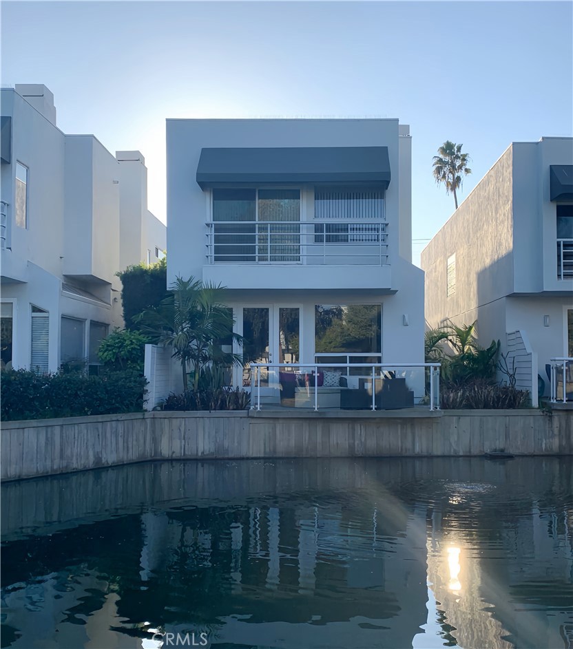 620 Harbor Street #6