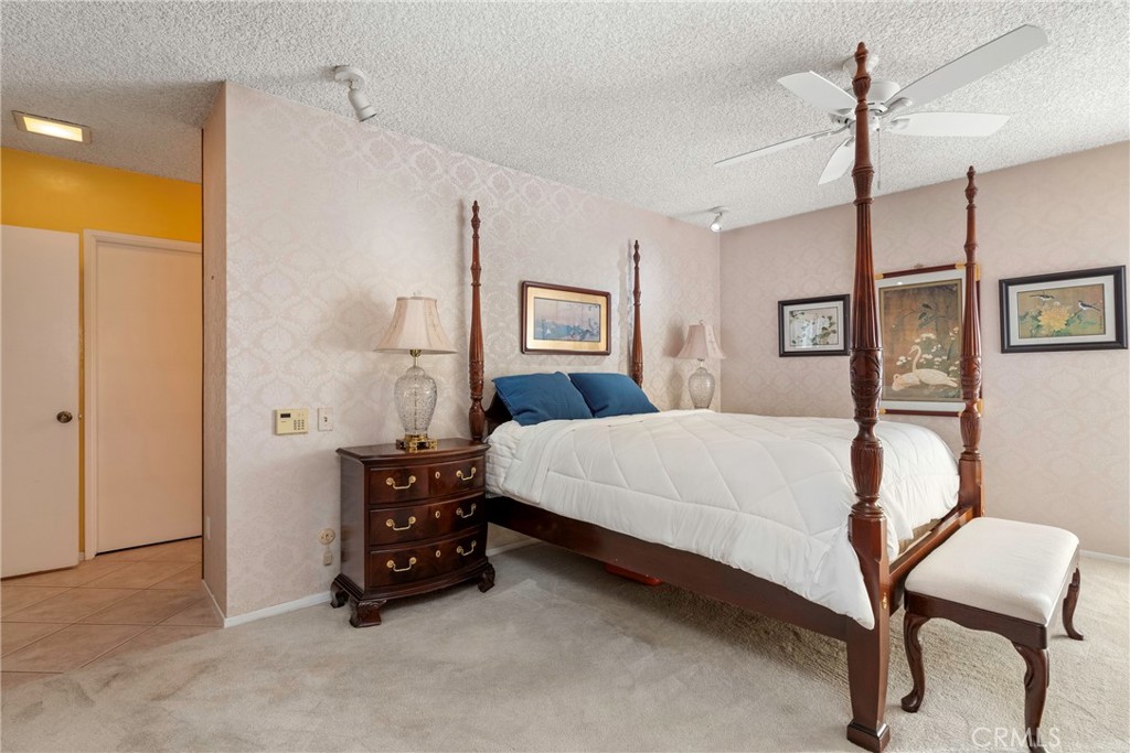 MLS #OC25261048 image #28