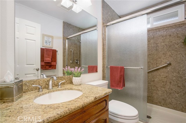 Detail Gallery Image 8 of 18 For 2505 Park Lake, Santa Ana,  CA 92705 - 2 Beds | 2 Baths