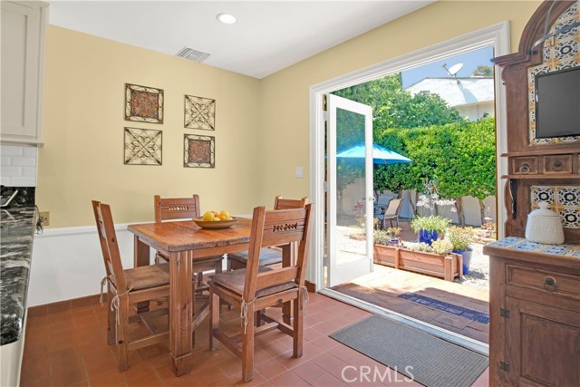 Detail Gallery Image 21 of 45 For 11967 Sunshine Ter, Studio City,  CA 91604 - 4 Beds | 3 Baths