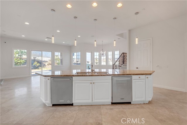Detail Gallery Image 18 of 48 For 4925 Lone Acres Ct, Rancho Cucamonga,  CA 91737 - 5 Beds | 4/1 Baths