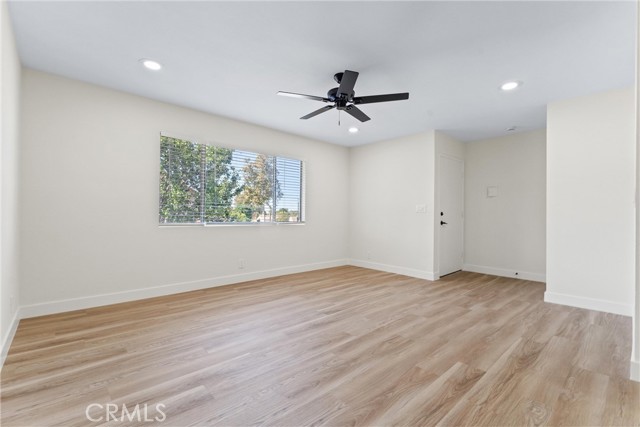 Detail Gallery Image 6 of 20 For 1382 via Santiago, Corona,  CA 92882 - 2 Beds | 1 Baths