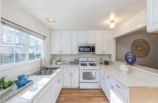 Detail Gallery Image 6 of 25 For 59 Fox Hollow #36,  Irvine,  CA 92614 - 3 Beds | 1/1 Baths