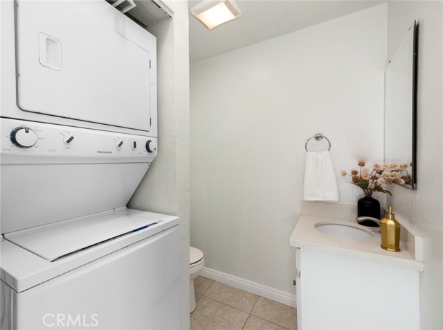 Detail Gallery Image 12 of 29 For 222 S Catalina Ave #8,  Pasadena,  CA 91106 - 3 Beds | 3/1 Baths