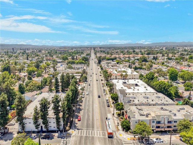13903 Sherman Way, Van Nuys CA: https://media.crmls.org/medias/92587a3c-f39c-4da3-abd5-84b97da4591a.jpg