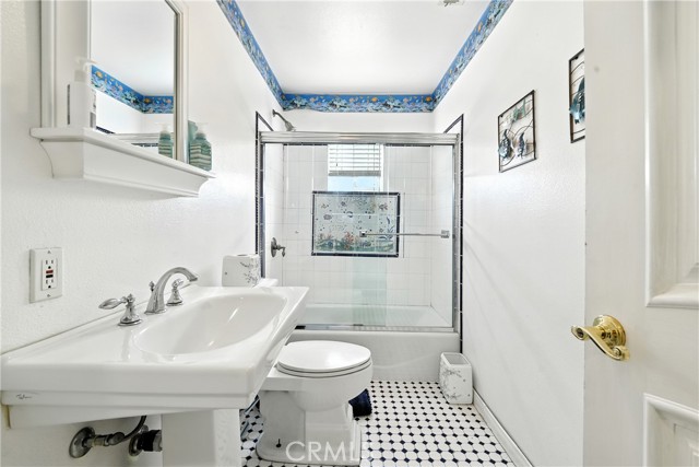 Detail Gallery Image 57 of 68 For 546 E 219th St, Carson,  CA 90745 - – Beds | – Baths