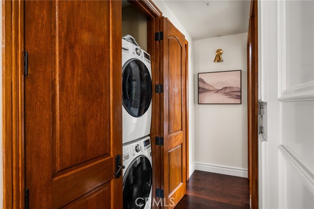 Detail Gallery Image 14 of 40 For 604 1/2 Marigold Ave #B,  Corona Del Mar,  CA 92625 - 3 Beds | 3 Baths