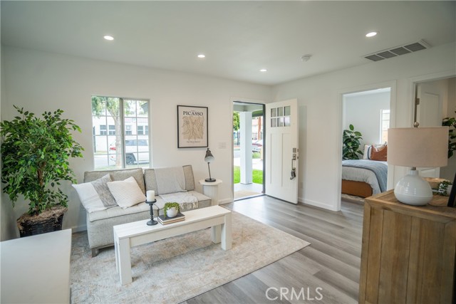 Detail Gallery Image 33 of 38 For 4110 E Vermont St, Long Beach,  CA 90814 - – Beds | – Baths