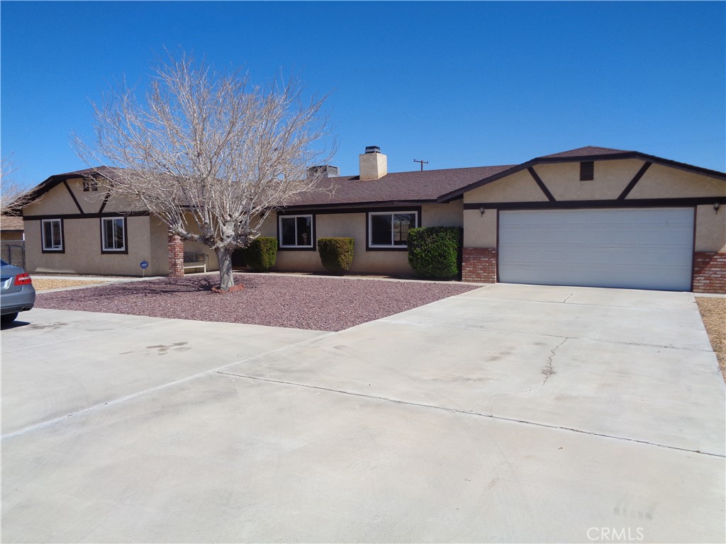 13401 tutelo, Apple Valley, CA 92308
