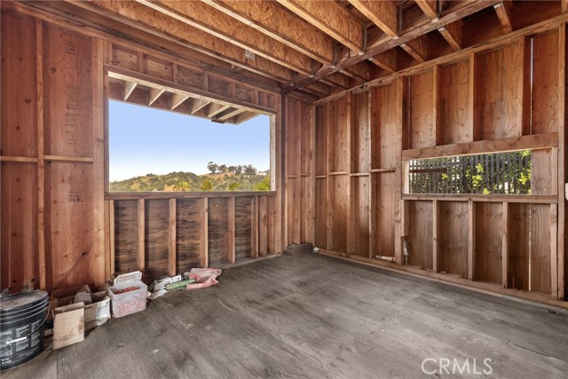 Detail Gallery Image 16 of 29 For 2453 Creston Way, Los Angeles,  CA 90068 - 5 Beds | 3/1 Baths