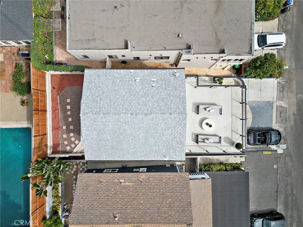https://media.crmls.org/medias/925c2b5b-eafc-42ee-9ce7-56f9225955ed.jpg?preset=X-Large