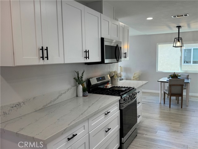 Detail Gallery Image 11 of 30 For 123 Lynne, Grover Beach,  CA 93433 - 2 Beds | 2 Baths