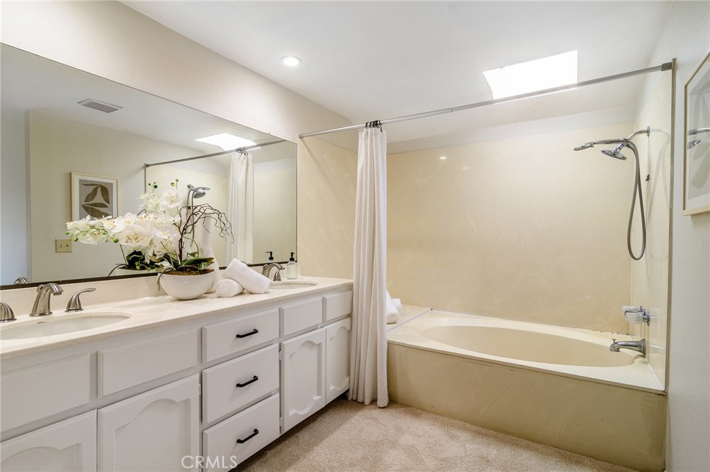 MLS #OC26158353 image #27