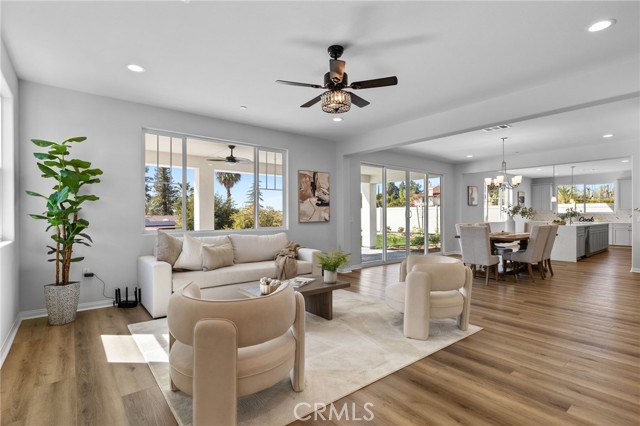 Image 12 of 74 For 5808 Levanto Street