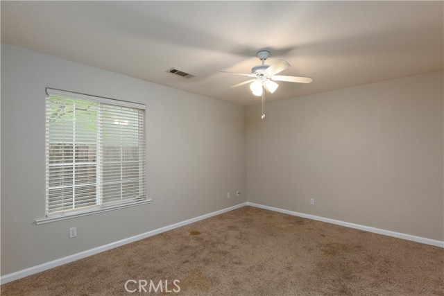 Detail Gallery Image 12 of 35 For 1276 Panorama Point Ct, Merced,  CA 95340 - 4 Beds | 3 Baths