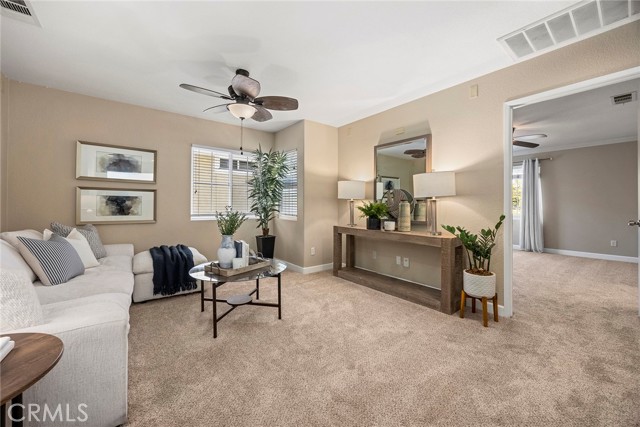 1534 Rowan Gln, Escondido CA: https://media.crmls.org/medias/925da5d0-ce24-4cf3-b10f-c243961d6bd2.jpg
