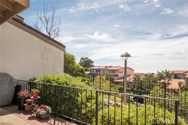 28125 Ridgepoint Court, Rancho Palos Verdes, California 90275, 3 Bedrooms Bedrooms, ,2 BathroomsBathrooms,Residential,Sold,Ridgepoint,SB17054827