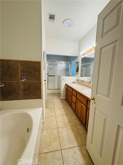 5770 Colorado River, Blythe CA: https://media.crmls.org/medias/925e59fc-3856-49a1-811b-eedc56ba9880.jpg