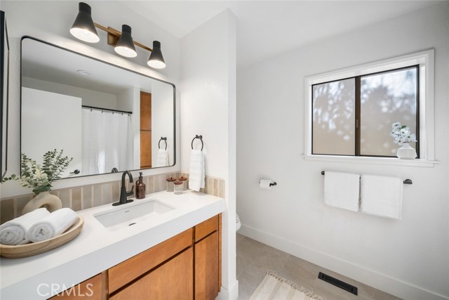 Detail Gallery Image 33 of 43 For 775 Huntington, Cambria,  CA 93428 - 2 Beds | 2 Baths