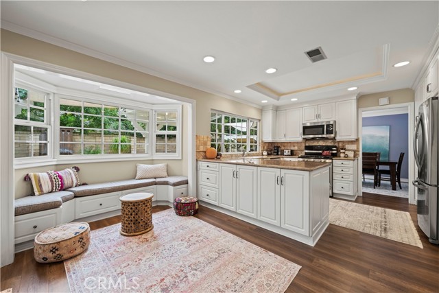 23926 Via Copeta, Valencia, CA, 91355 23926 Via Copeta, Valencia, CA, 91355
