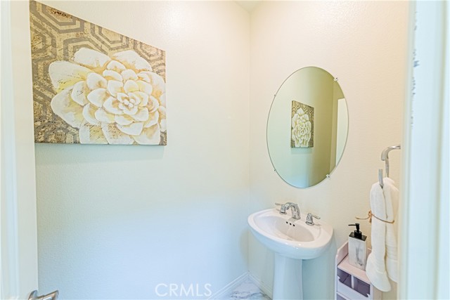 4040 S Bowery Place, Ontario CA: https://media.crmls.org/medias/925fdf74-515a-4a94-86a6-97ffcb7d74c9.jpg