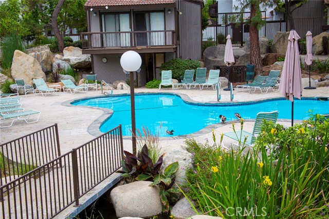 Detail Gallery Image 16 of 21 For 6275 Canoga Ave #73,  Woodland Hills,  CA 91367 - 2 Beds | 1 Baths