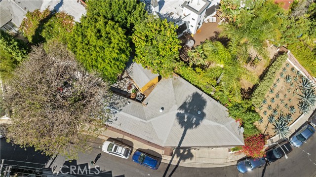 Detail Gallery Image 18 of 41 For 3432 Larissa Dr, Los Angeles,  CA 90026 - – Beds | – Baths