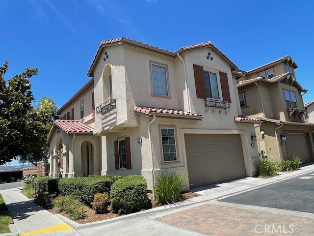 6020 Grace Street, Chino CA: https://media.crmls.org/medias/926132a0-2ccc-4b75-aaf7-0a1478534c64.jpg