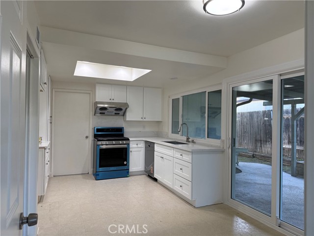 Detail Gallery Image 4 of 24 For 17009 Pepper Brook, Hacienda Heights,  CA 91745 - 3 Beds | 2 Baths