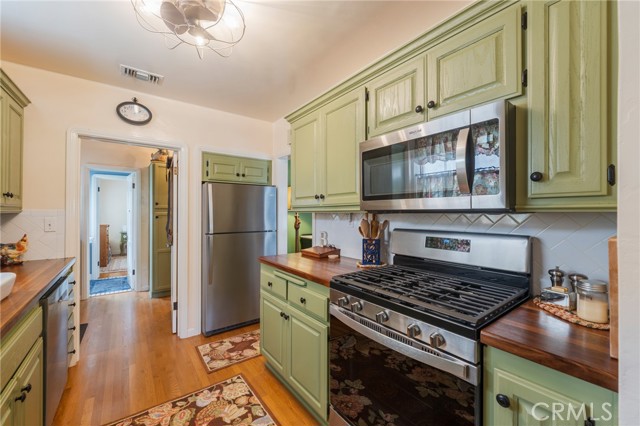 Detail Gallery Image 22 of 54 For 331 N Pine, Anaheim,  CA 92805 - 3 Beds | 1/1 Baths