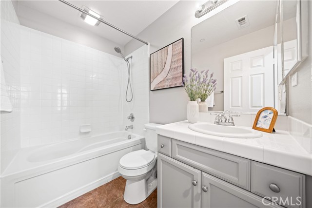 Detail Gallery Image 24 of 38 For 15212 Cambridge St, Tustin,  CA 92782 - 2 Beds | 2/1 Baths