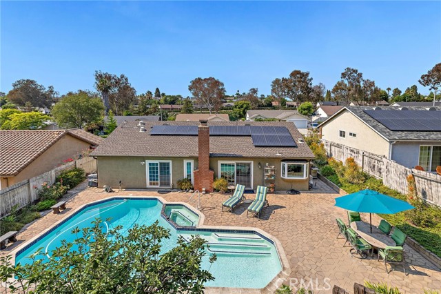 26762 Via Zaragosa, Mission Viejo CA: https://media.crmls.org/medias/9263ca79-b557-45bc-baac-b606e4fbfb4b.jpg