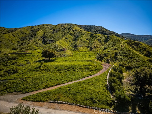 15902 Hope Street, Silverado Canyon CA: https://media.crmls.org/medias/92649875-242f-44fb-8e8e-64850b9205aa.jpg