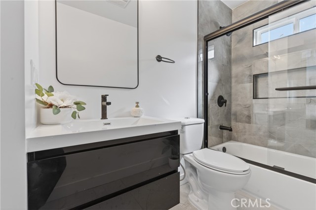 Detail Gallery Image 20 of 37 For 10443 E Zamora Ave, Los Angeles,  CA 90002 - – Beds | – Baths