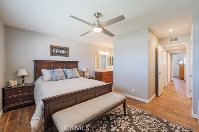 17131 Pinehurst Lane, Huntington Beach CA: https://media.crmls.org/medias/9264ea67-3f0e-4f5b-8b4c-c6e2dd550d5c.jpg