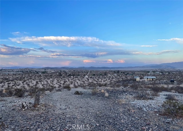 Detail Gallery Image 7 of 11 For 3120 Stonehill Ave, Joshua Tree,  CA 92252 - – Beds | – Baths