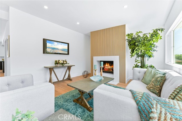 Detail Gallery Image 12 of 52 For 32862 Bluffside Dr, Dana Point,  CA 92629 - 4 Beds | 3 Baths