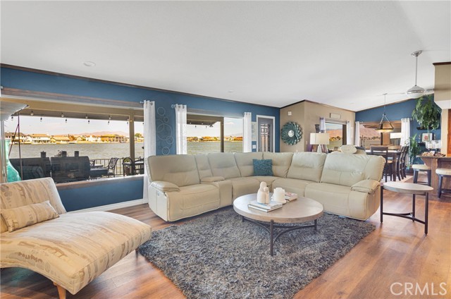Detail Gallery Image 9 of 40 For 18083 Mariner Dr, Victorville,  CA 92395 - 3 Beds | 3 Baths