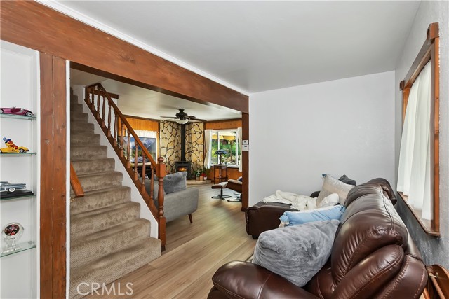 Detail Gallery Image 20 of 41 For 22771 Fir Ln, Crestline,  CA 92325 - 4 Beds | 2/1 Baths