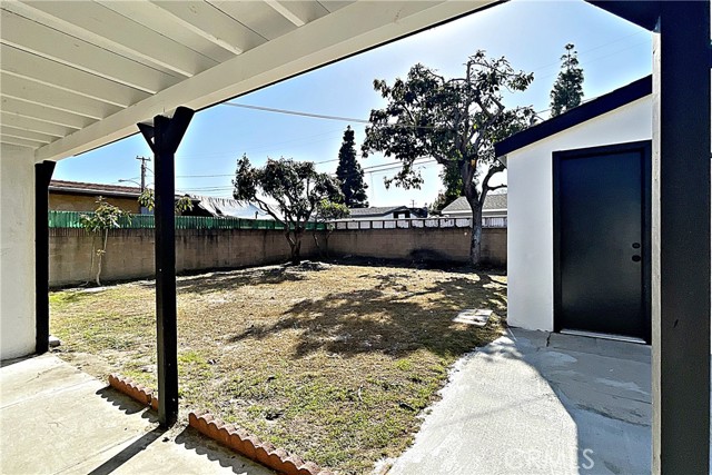 Detail Gallery Image 21 of 23 For 20723 Norwalk Bld, Lakewood,  CA 90715 - 3 Beds | 1 Baths