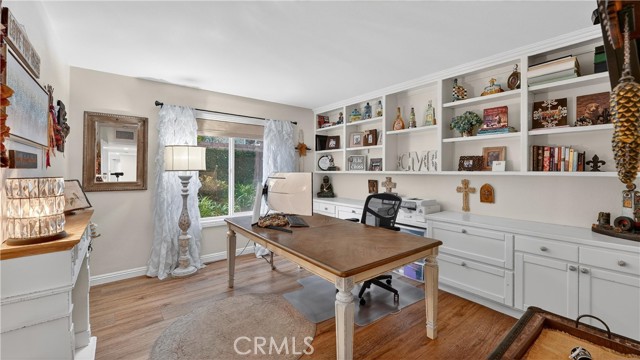 Detail Gallery Image 20 of 44 For 6624 E Leafwood, Anaheim,  CA 92807 - 4 Beds | 2/1 Baths