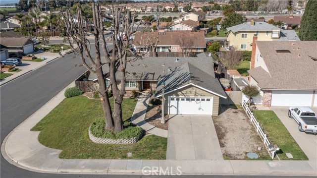 455 Appletree Court photo 2