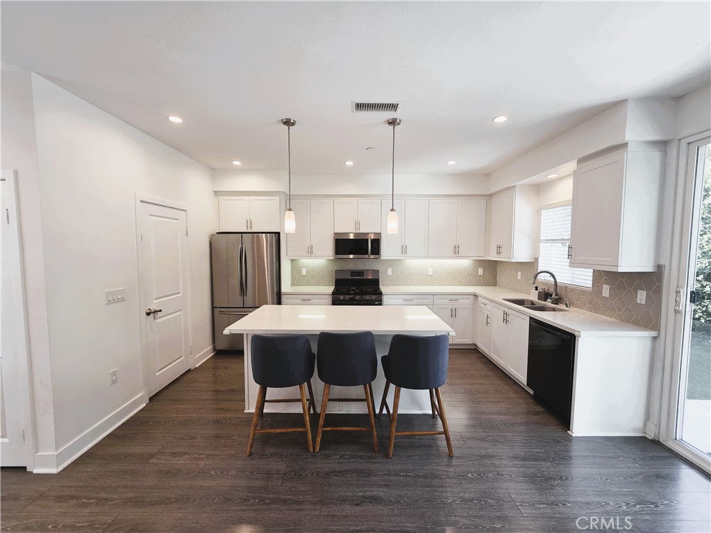 92678845 3D7E 487A 8F3B D4C5F073Da0E 6747 Rhea Court, Reseda, Ca 91335 &Lt;Span Style='BackgroundColor:transparent;Padding:0Px;'&Gt; &Lt;Small&Gt; &Lt;I&Gt; &Lt;/I&Gt; &Lt;/Small&Gt;&Lt;/Span&Gt;