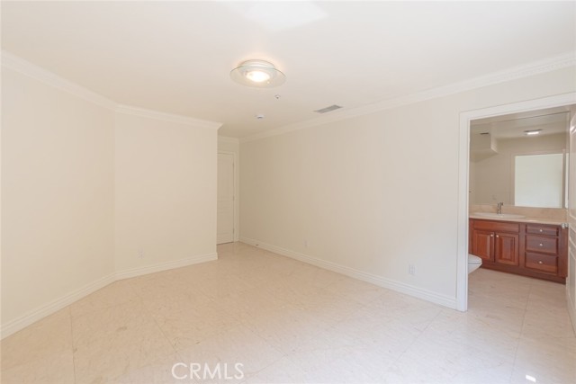 49 W La Sierra Drive, Arcadia CA: https://media.crmls.org/medias/9267d127-bedd-4832-a5e7-8181b7632d05.jpg