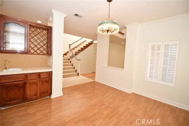 Image 5 of 36 For 2123 Shelburne Way