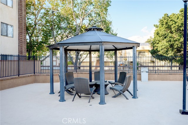 Detail Gallery Image 20 of 24 For 460 Oak St #318,  Glendale,  CA 91204 - 1 Beds | 1 Baths