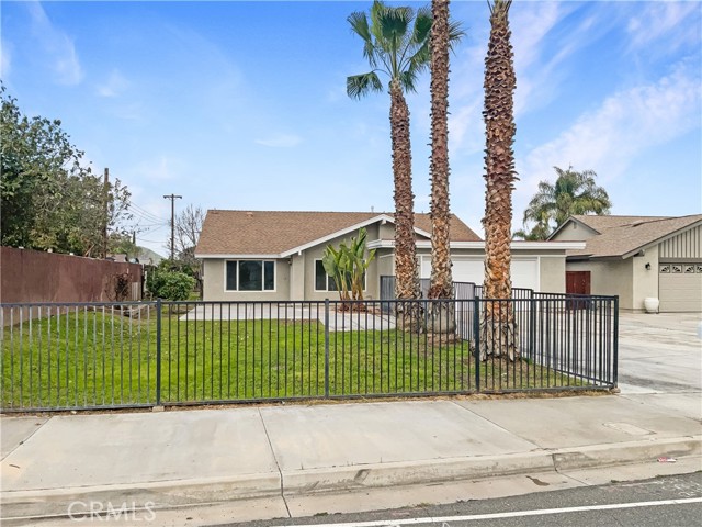 Detail Gallery Image 10 of 23 For 10767 Collett Ave, Riverside,  CA 92505 - 3 Beds | 2 Baths